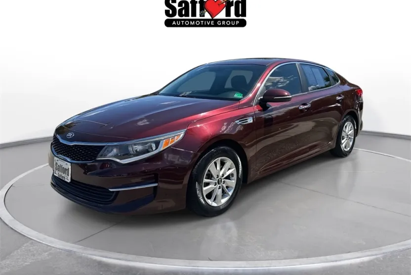 2016 Kia Optima LX photo 1