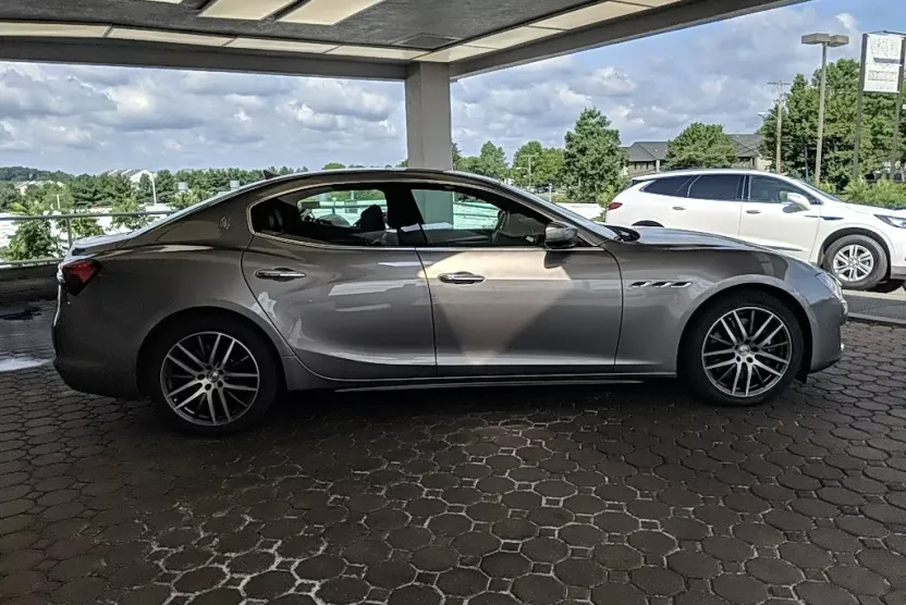 2021 Maserati Ghibli S Q4 photo 1
