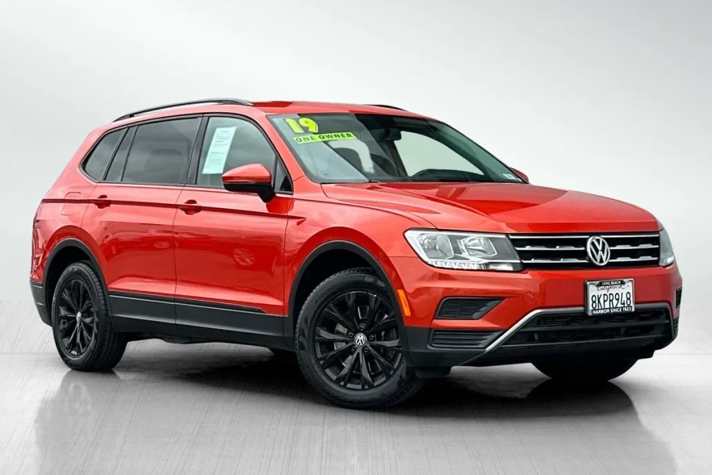 2019 Volkswagen Tiguan S photo 1