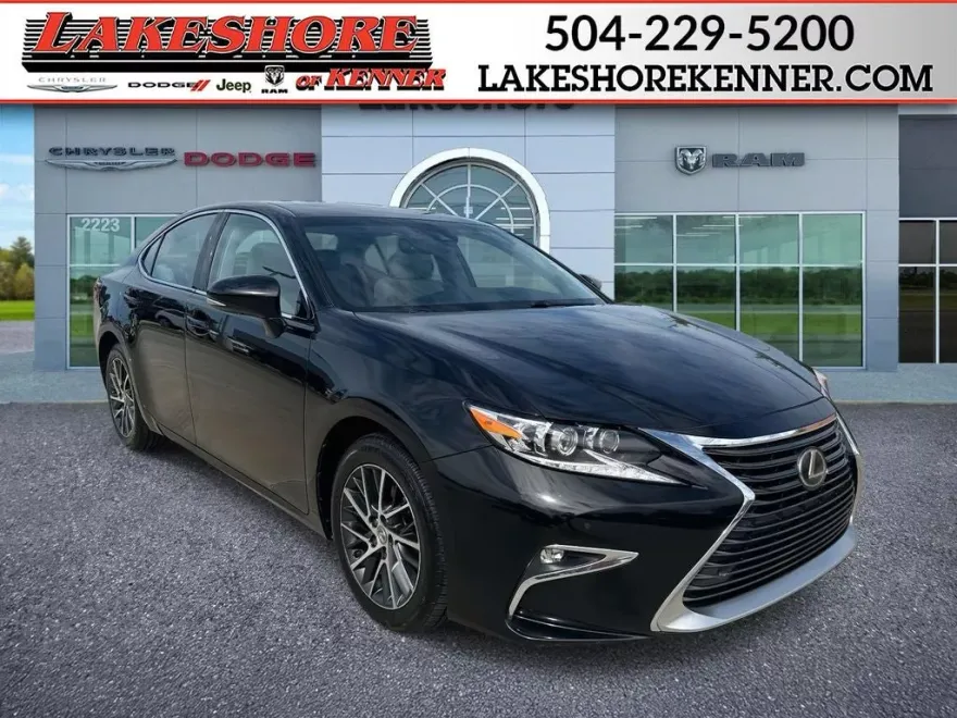 2017 Lexus ES 350 photo 1