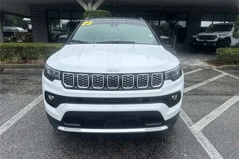 2025 Jeep Compass Limited photo 1