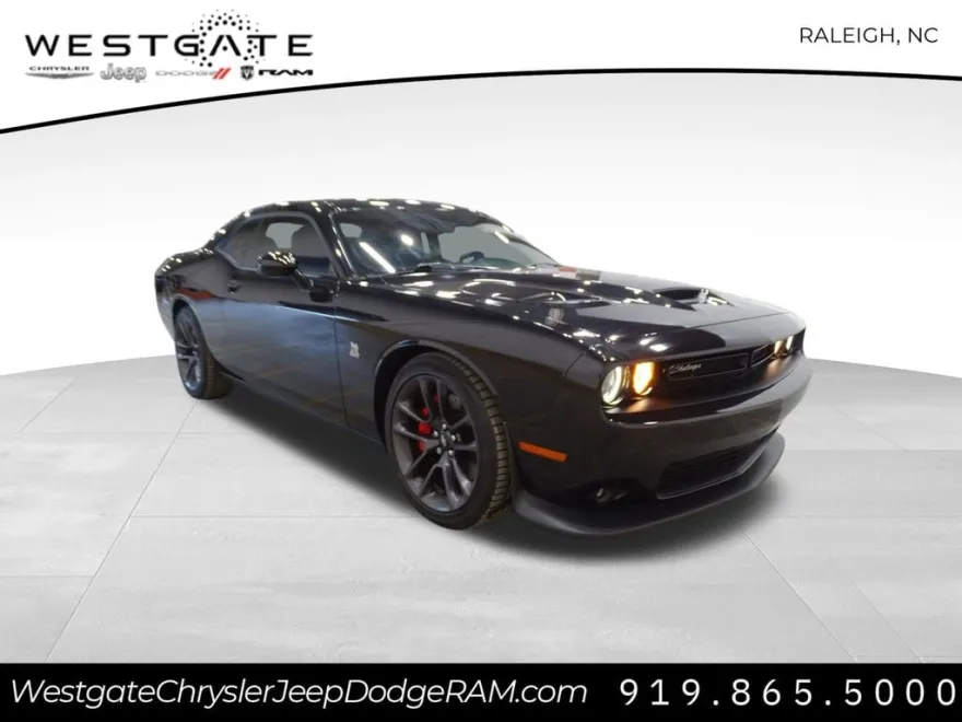 2021 Dodge Challenger R/T Scat Pack photo 1