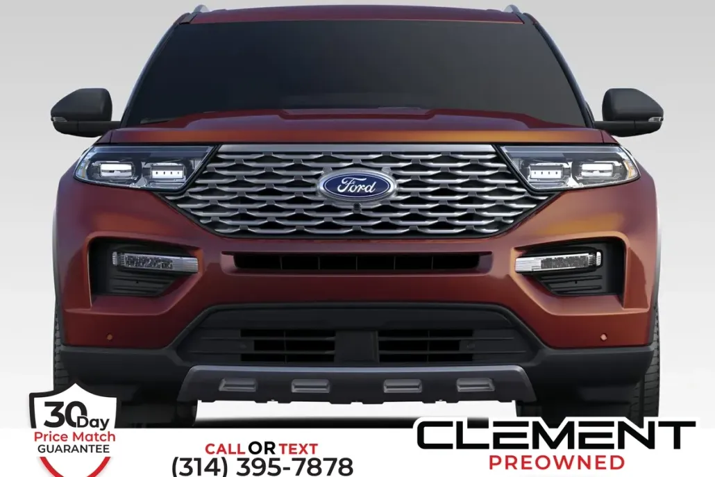 2023 Ford Explorer XLT photo 1