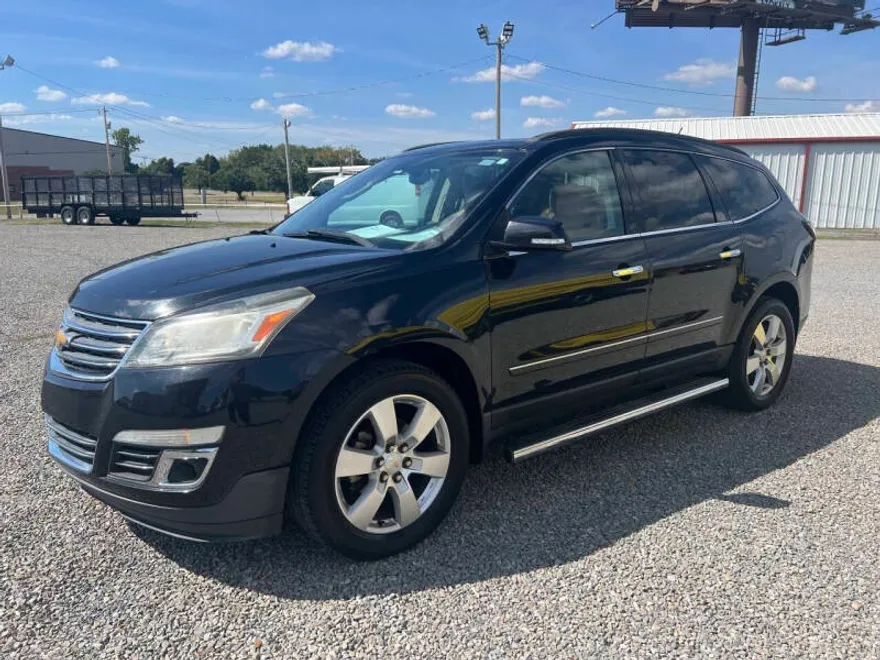 2013 Chevrolet Traverse LTZ photo 1