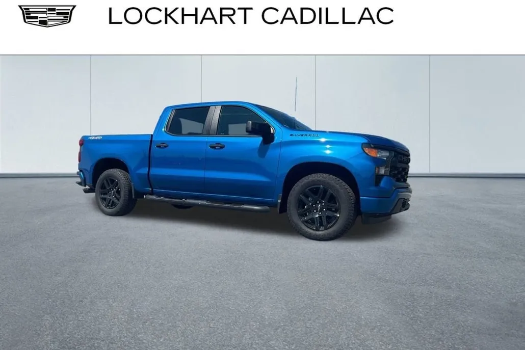 2024 Chevrolet Silverado 1500 Custom photo 1