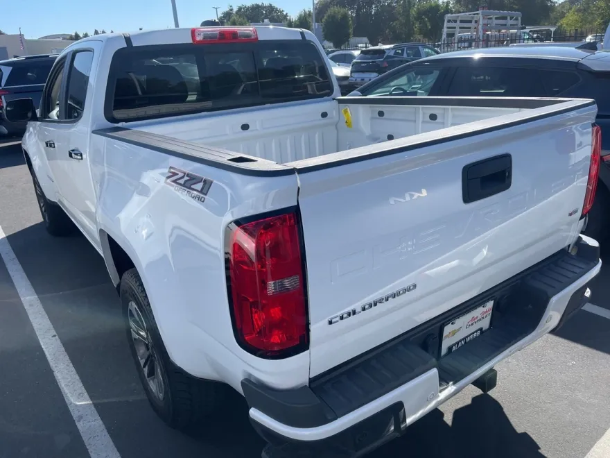 2022 Chevrolet Colorado Base photo 1