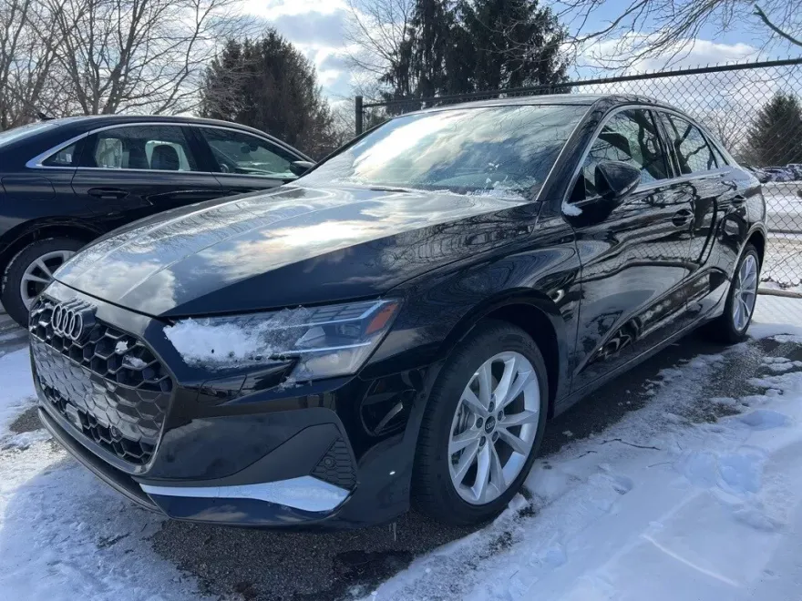 2025 Audi A3 2.0T Premium photo 1