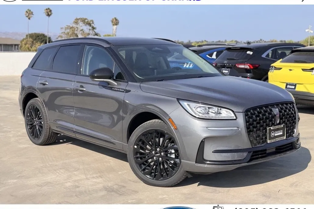 2025 Lincoln Corsair Grand Touring photo 1