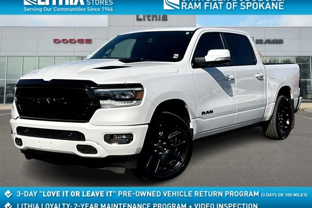 2020 Ram 1500 Sport photo 1