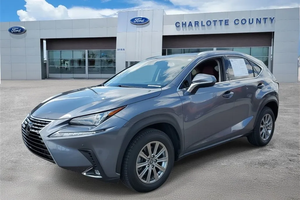 2021 Lexus NX 300 photo 1