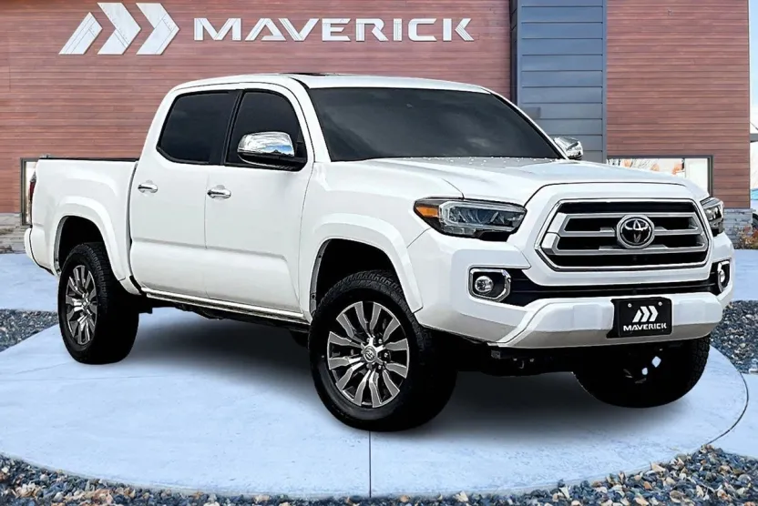 2023 Toyota Tacoma Limited V6 photo 1