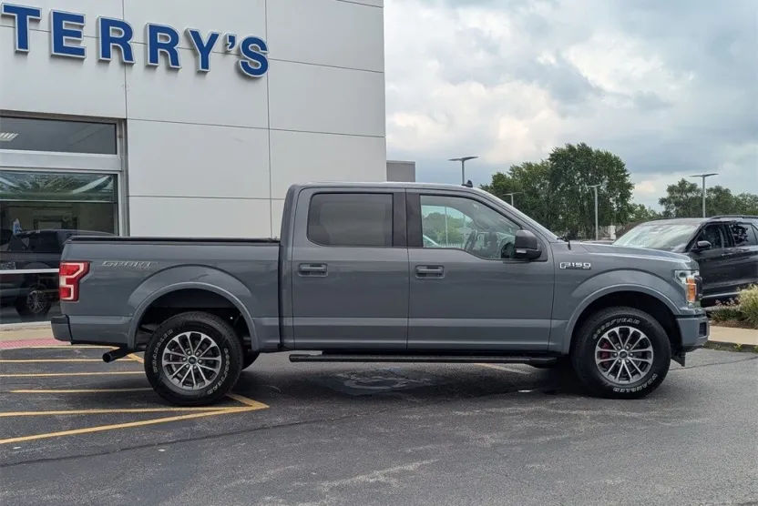 2020 Ford F-150 XLT photo 1