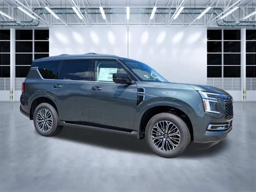 2025 Nissan Armada Platinum photo 1