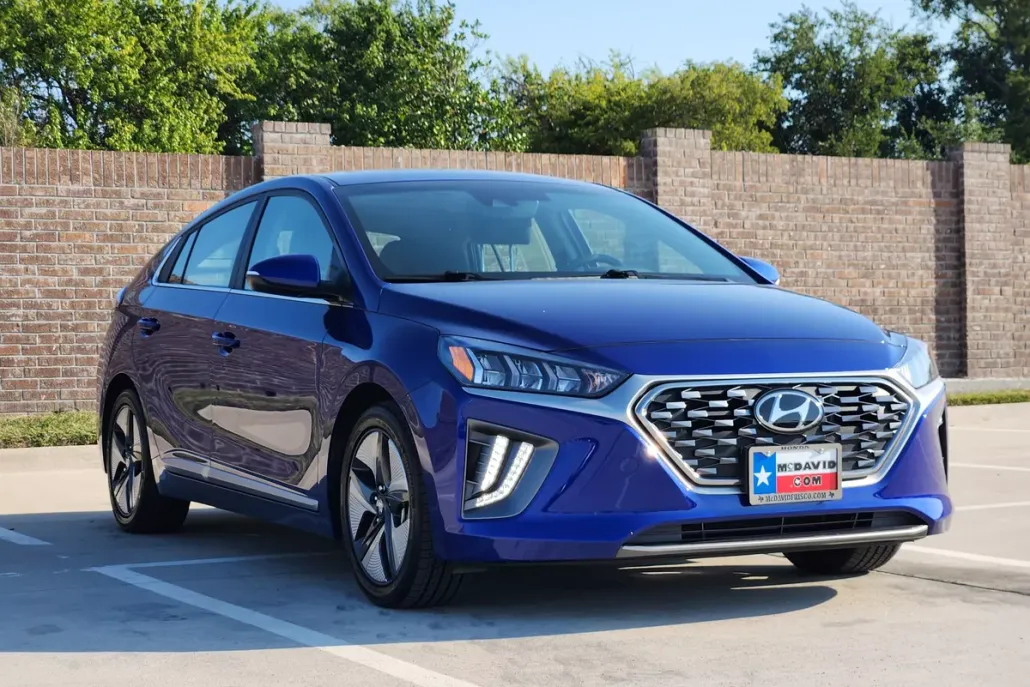 2021 Hyundai Ioniq SEL photo 1