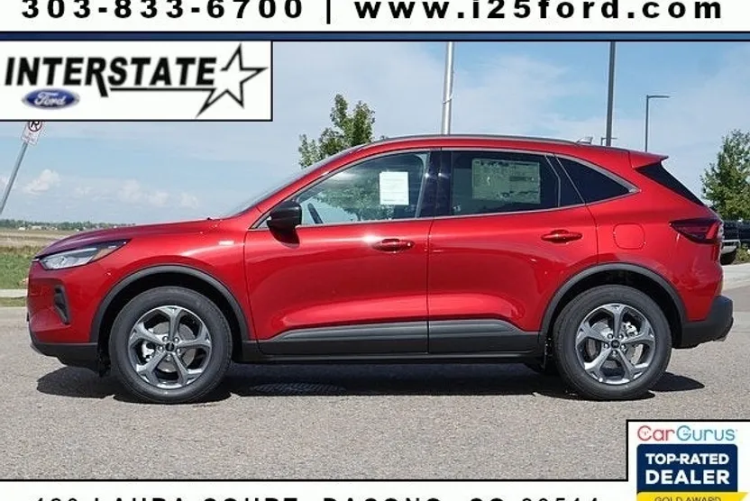 2026 Ford Escape ST-Line photo 1