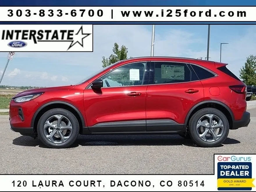 2026 Ford Escape ST-Line photo 1