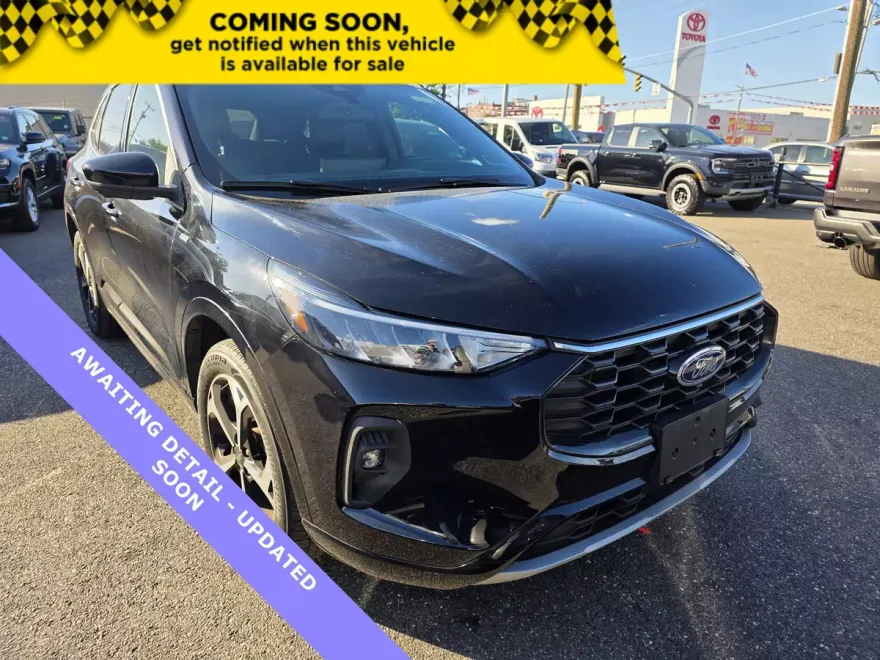 2023 Ford Escape ST-Line Select photo 1