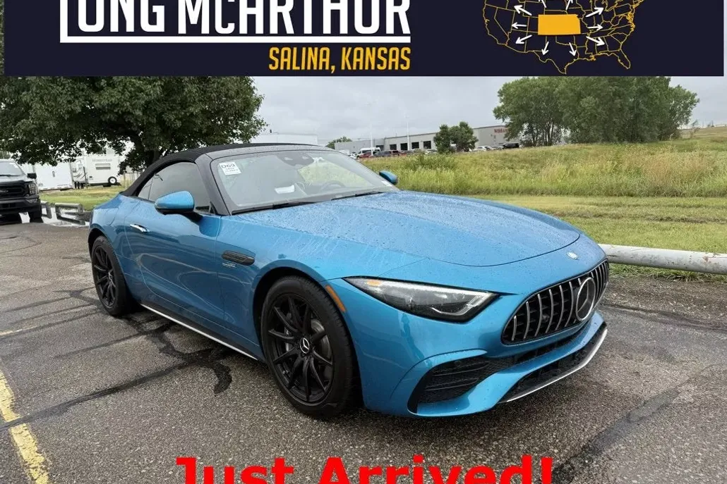 2023 Mercedes Benz SL 43 AMG photo 1