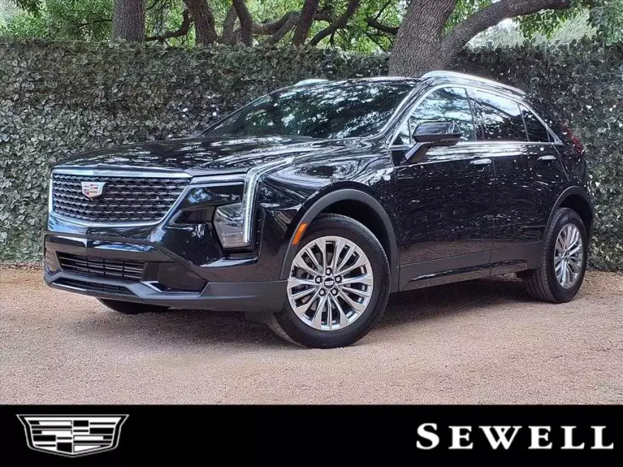 2024 Cadillac XT4 Premium Luxury photo 1