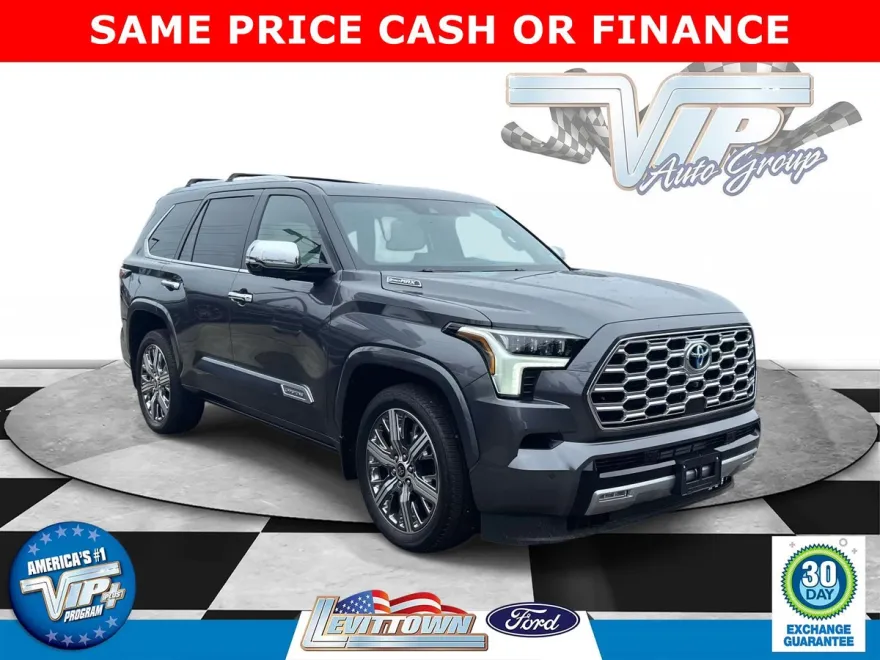 2024 Toyota Sequoia Capstone photo 1