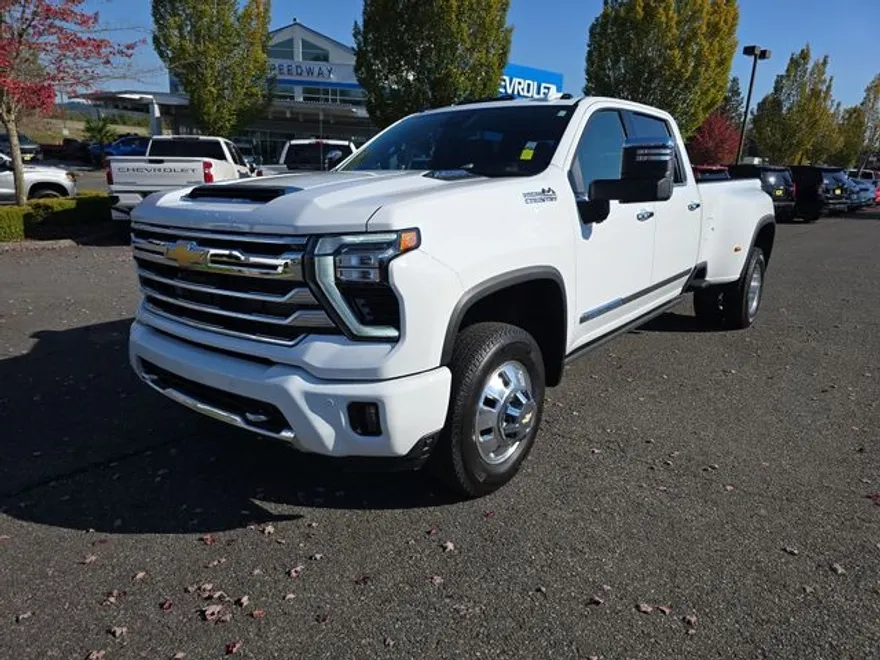 2024 Chevrolet Silverado 3500HD High Country photo 1