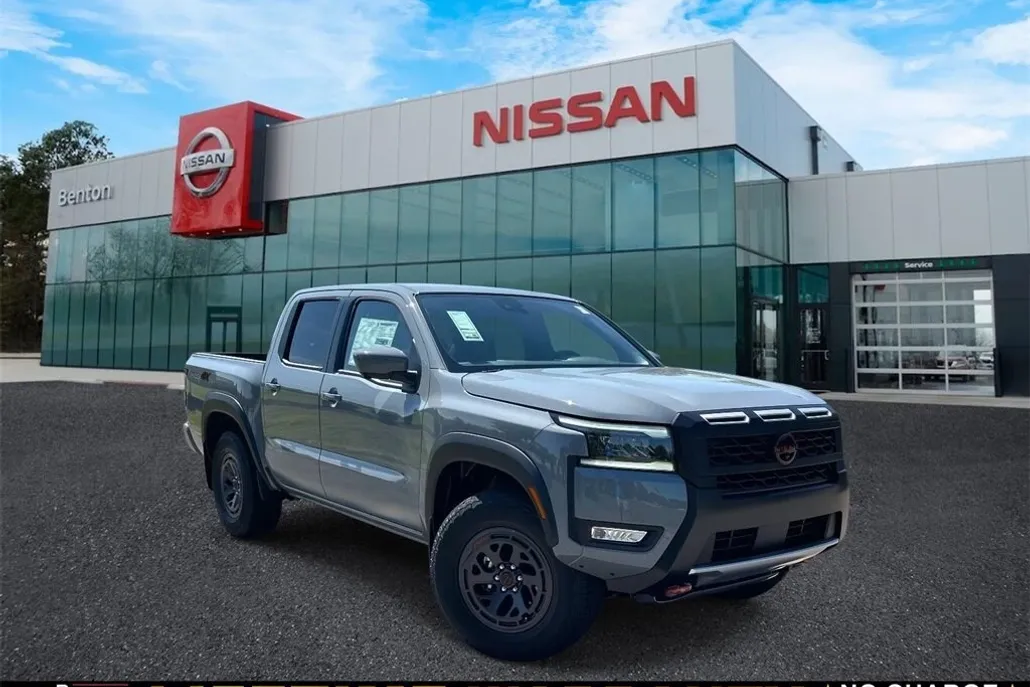 2026 Nissan Frontier PRO-4X photo 1