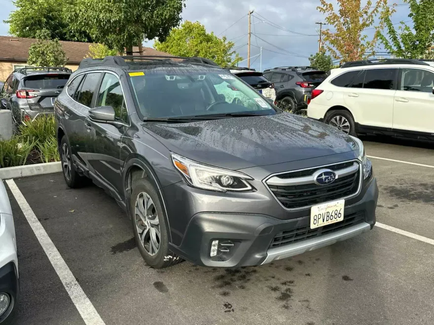 2020 Subaru Outback Limited photo 1