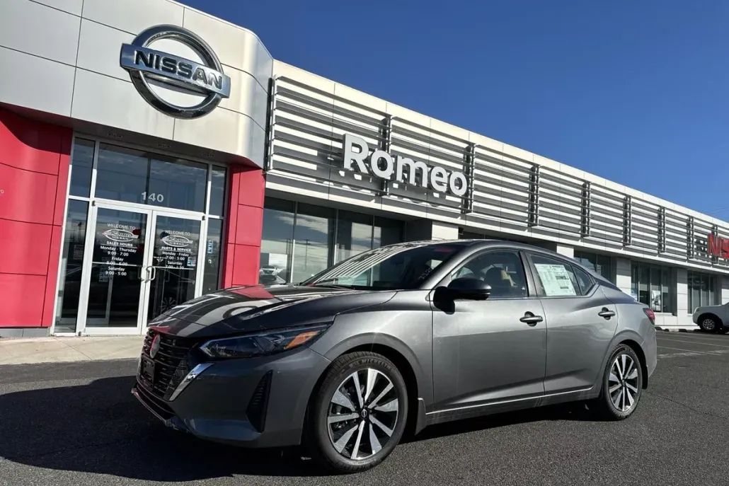 2025 Nissan Sentra SV photo 1