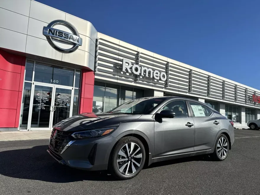 2025 Nissan Sentra SV photo 1