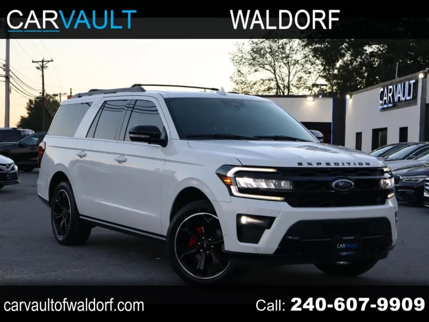 2022 Ford Expedition MAX Limited photo 1