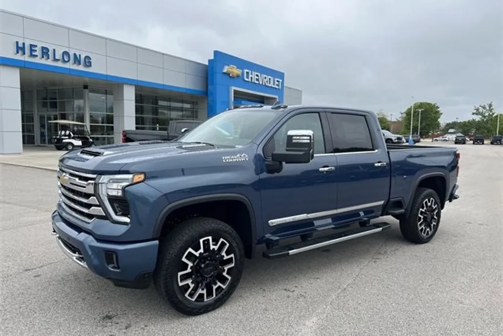 2025 Chevrolet Silverado 2500HD High Country photo 1