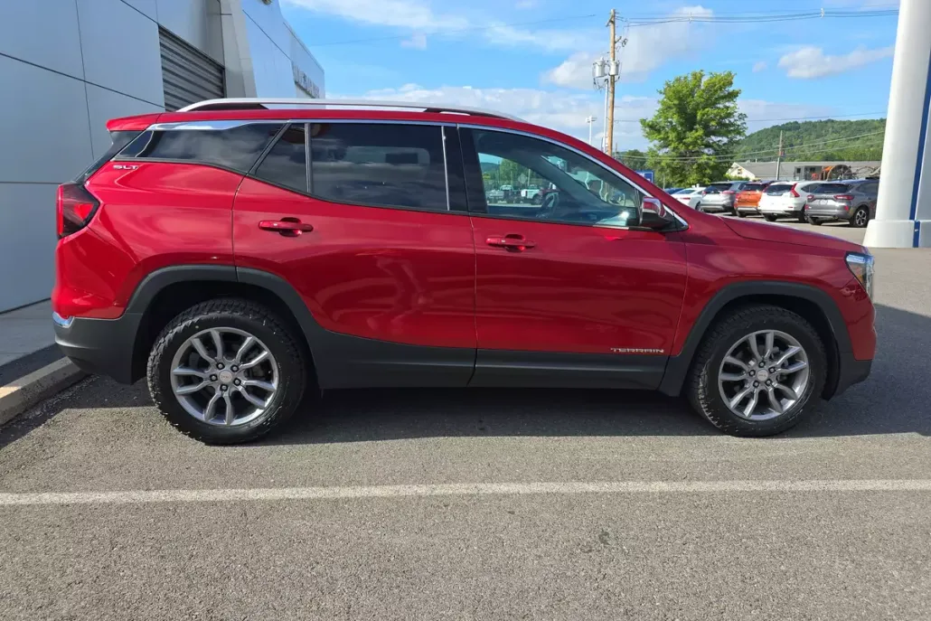 2022 Gmc Terrain SLT photo 1