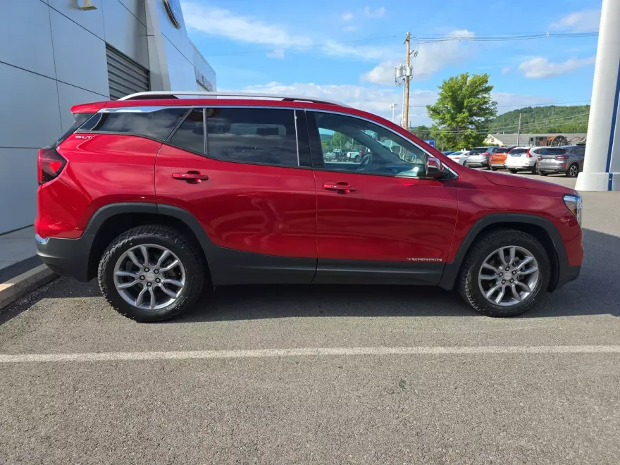 2022 Gmc Terrain SLT photo 1