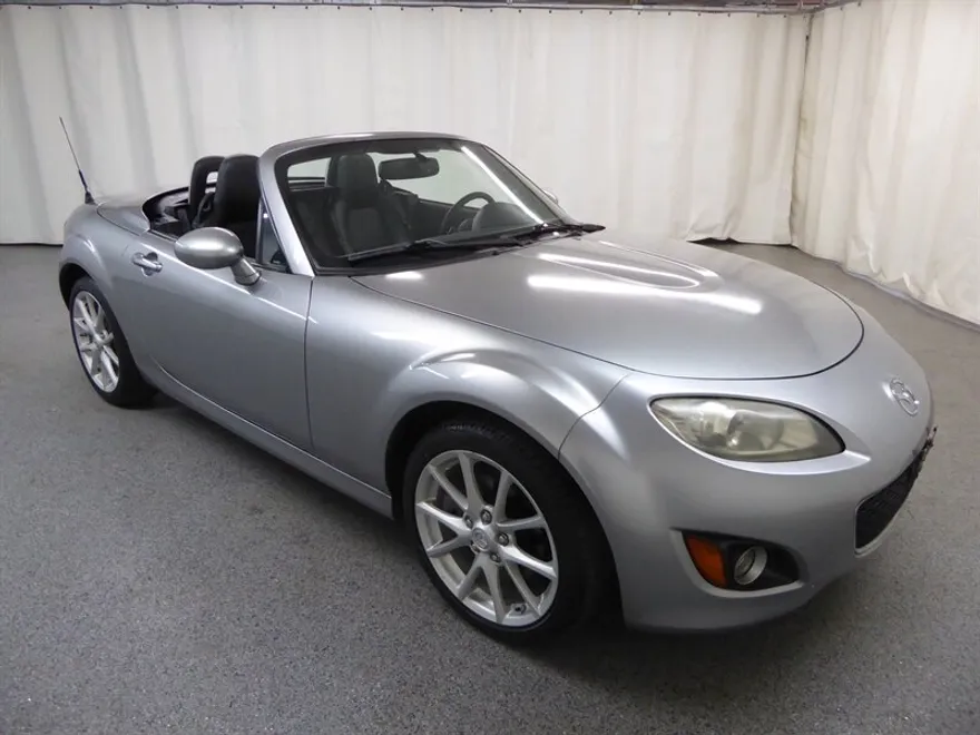2011 Mazda MX-5 Miata Miata Special Edition photo 1