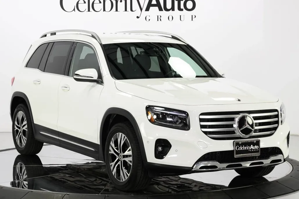 2024 Mercedes Benz GLB 250 photo 1