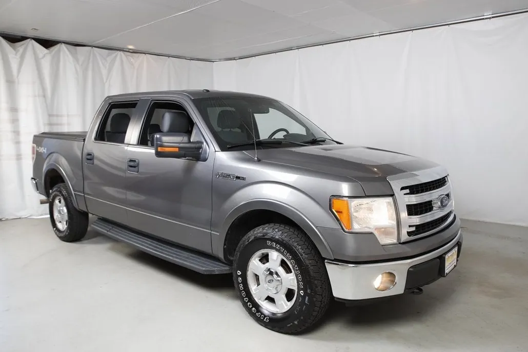 2013 Ford F-150 XLT photo 1