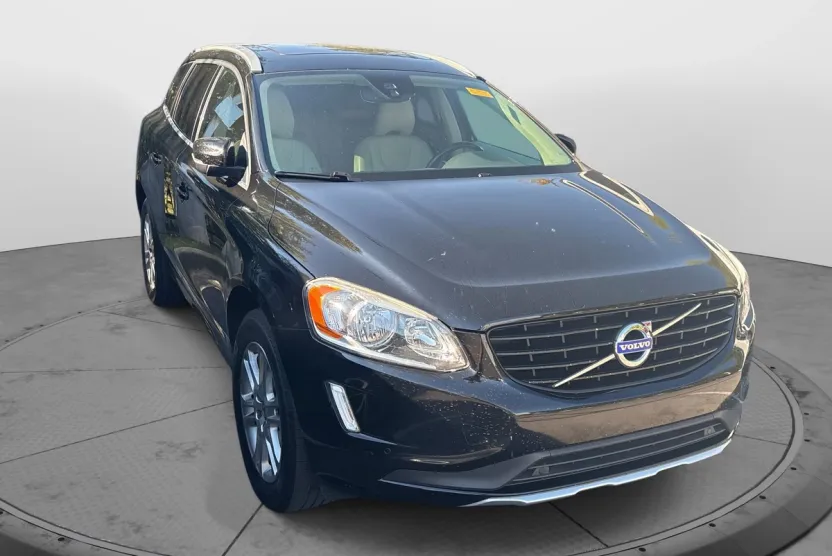 2015 Volvo XC60 T5 Premier Drive-E photo 1