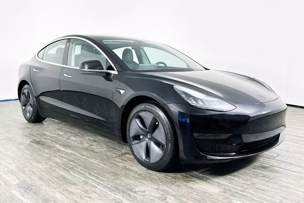 2018 Tesla Model 3 Long Range photo 1