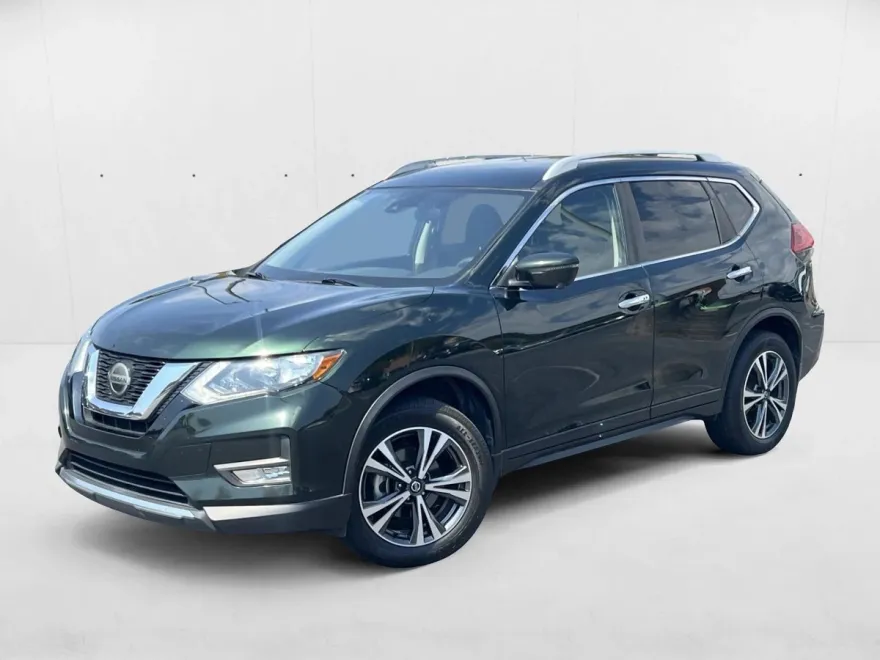 2019 Nissan Rogue SV photo 1