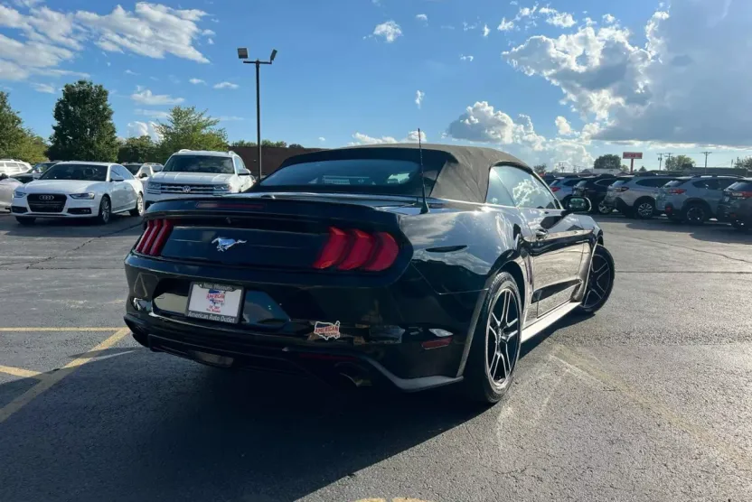 2022 Ford Mustang EcoBoost Premium Convertible photo 1