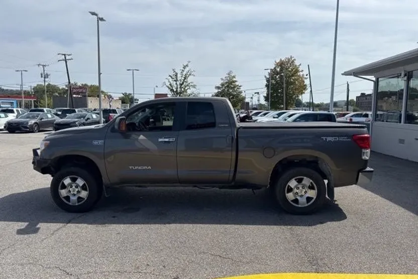 2011 Toyota Tundra Limited photo 1