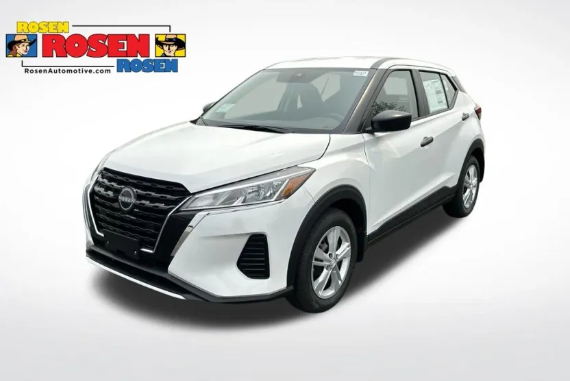 2025 Nissan Kicks Play S photo 1