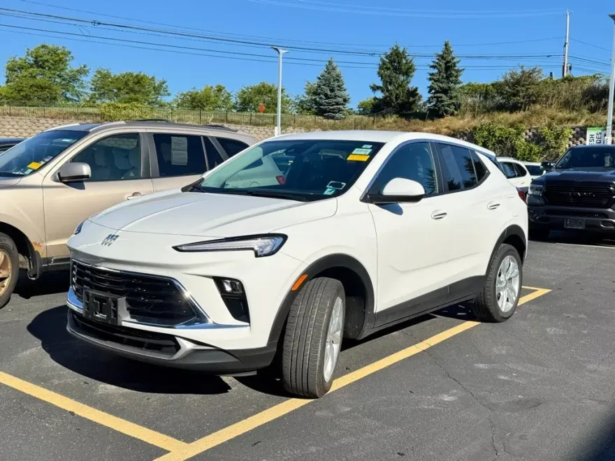 2024 Buick Encore GX Preferred photo 1