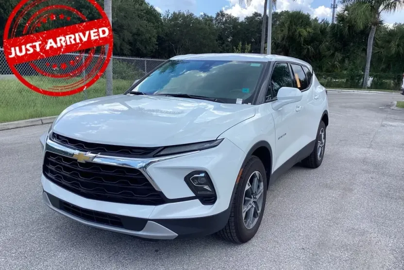 2023 Chevrolet Blazer 2LT photo 1