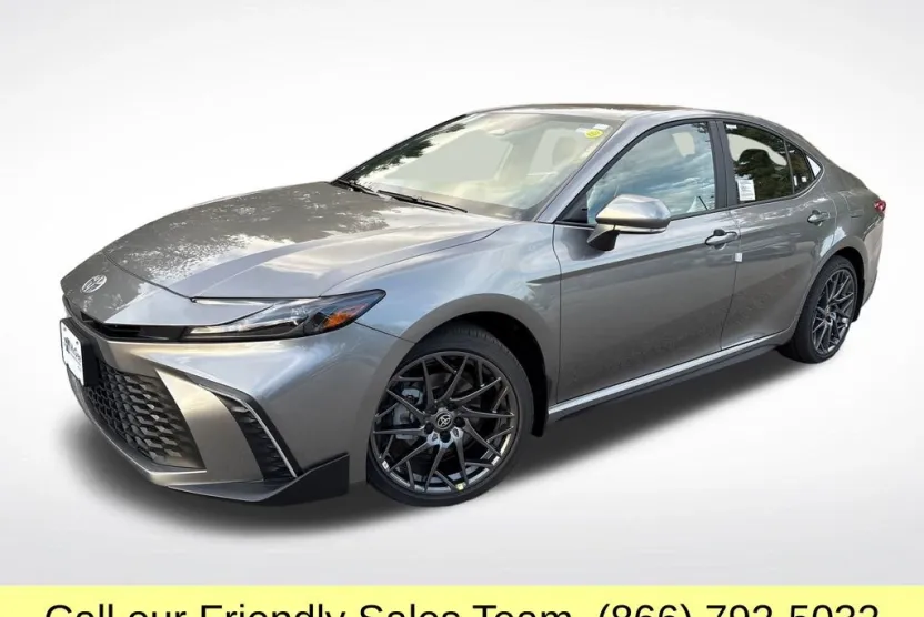 2026 Toyota Camry SE photo 1