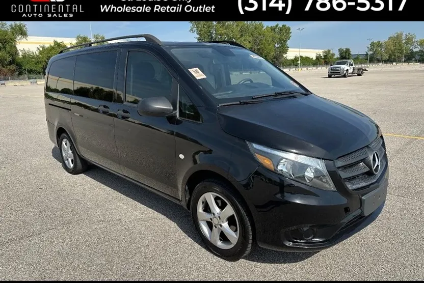 2018 Mercedes Benz Metris Van Passenger photo 1