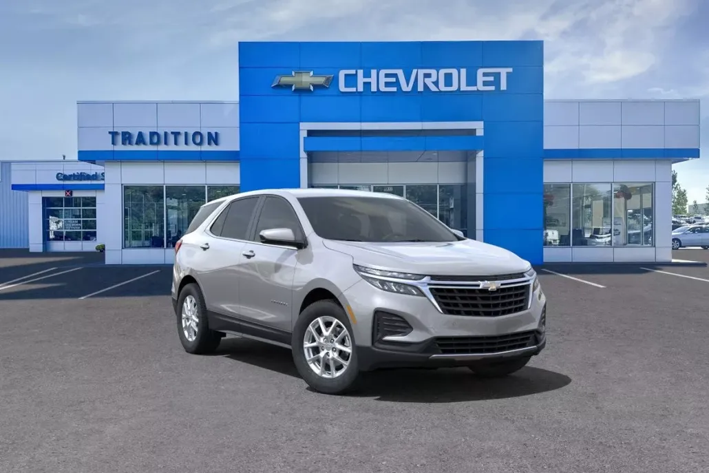 2024 Chevrolet Equinox LT photo 1