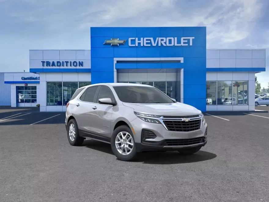2024 Chevrolet Equinox LT photo 1