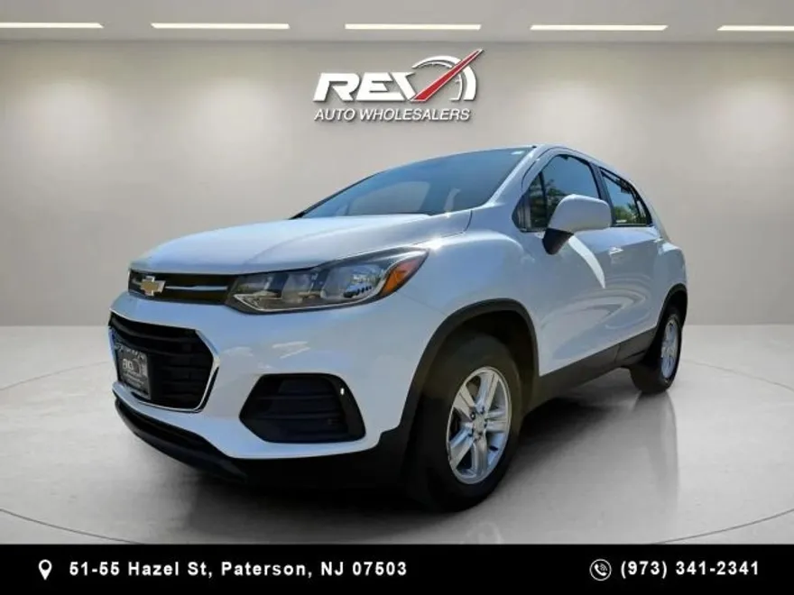 2018 Chevrolet Trax LS photo 1