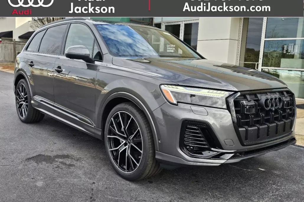 2025 Audi Q7 Prestige 55 photo 1